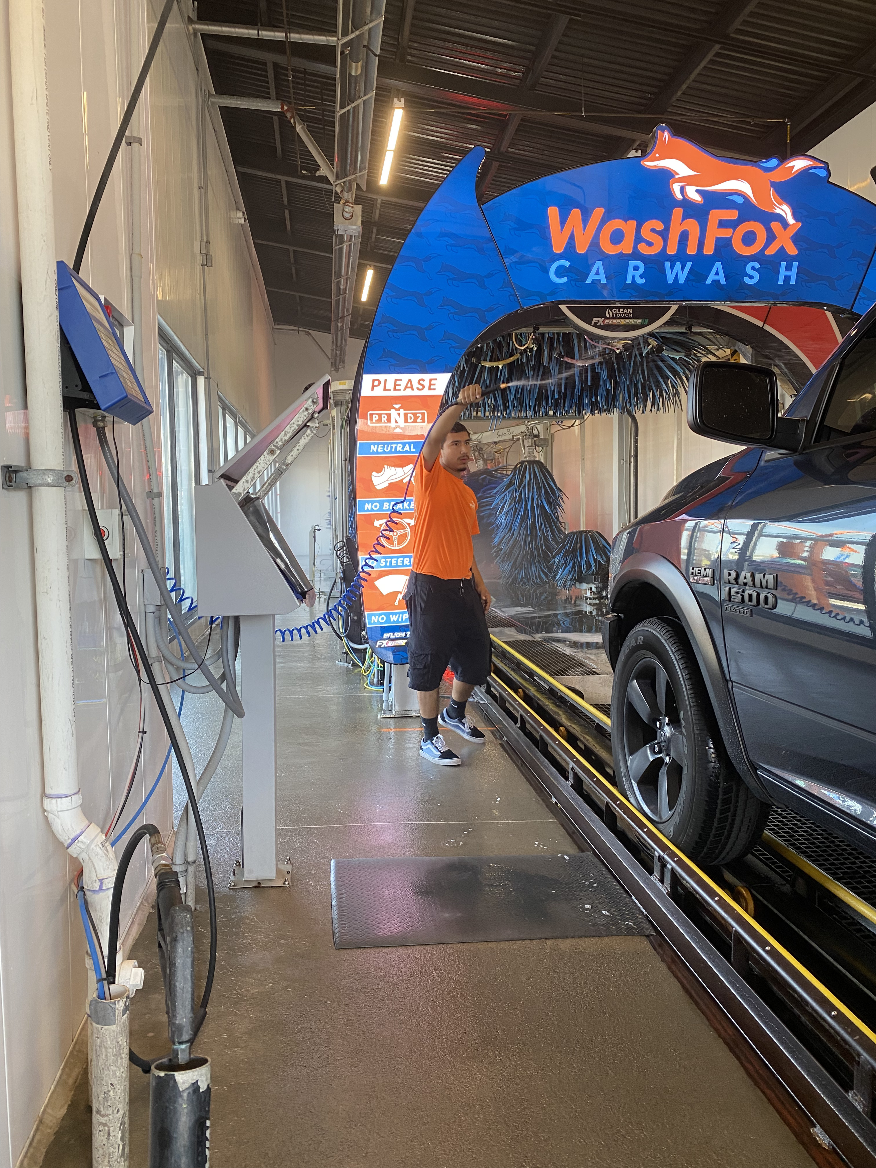 WashFox Commerce City location